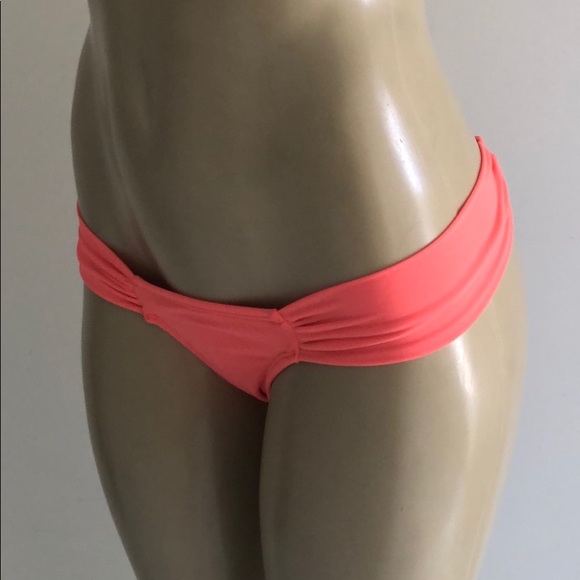 Bikini Bottom - Picture 2 of 3